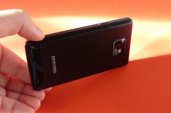 Samsung Galaxy S II "decolează" din cutie pe masa de teste - Unboxing Mobilissimo.ro (Video): samsung_galaxy_s_ii_unboxing_22jpg.jpg