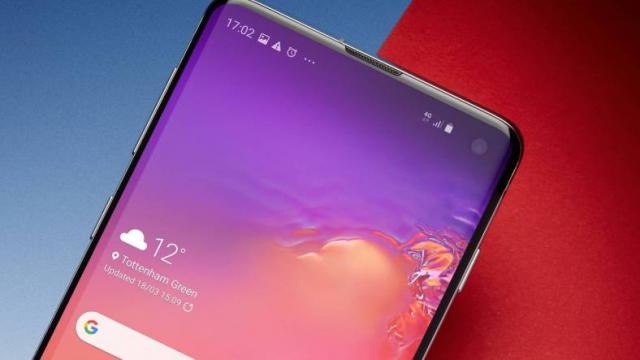 <b>Snapdragon 865 primeşte primul benchmark; Iată ce putere ar putea avea Galaxy S11 conform GeekBench</b>Nici nu a debutat bine Samsung Galaxy Note 10 cu al său procesor Exynos 9825, că deja se vorbeşte despre Samsung Galaxy S11. De această dată în contextul scăpării unui benchmark, în care apare procesorul Qualcomm Snapdragon 865. Avem detalii mai jos.