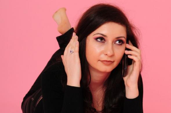 Fii modelul Mobilissimo MobiGirl! Ce au În comun fetele drăguțe și smartphone-urile...: madalina_padurean_mobigirl_samsung_omina_7_15.jpg