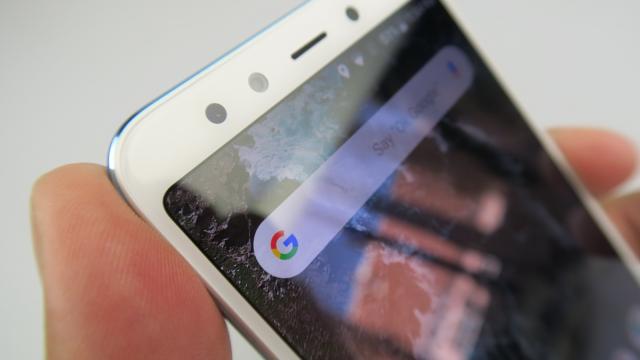 <b>Xiaomi Mi A2: Conectivitate WiFi cu bug, în rest OK</b>Se întâmplă rar ca un telefon să facă probleme în ziua de azi la WiFi sau conexiune 4G, dar se întâmplă totuşi. Xiaomi Mi A2 părea să fie OK până m-am trezit că îi tot pică WiFi-ul, dintr-un motiv sau altul.