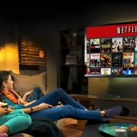 Cum adaugi extra abonați pe contul de Netflix, pentru ca persoanele care nu locuiesc cu tine să se bucure de filme și seriale fără limite