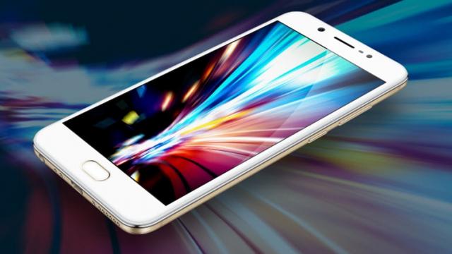 <b>Vivo V5s vine cu o cameră selfie de 20 megapixeli; costă 300 dolari și mai aduce 4 GB RAM (Video)</b>Lansările celor de la Vivo continuă și astăzi aflăm despre debutul smartphone-ului V5s ce se dorește a fi un selfie-phone veritabil grație senzorului său frontal de 20 megapixeli care promite multe în materie de fotografii selfie. Acest handset costă 300