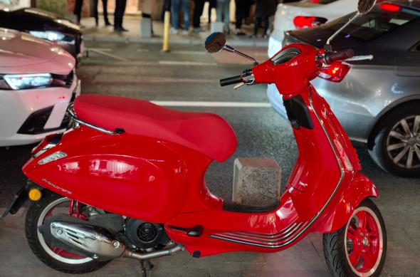 OPPO Find X9 Pro - Mostre noapte (bokeh): OPPO-Find-X9-Pro-Mostre-noapte-bokeh_001.jpg