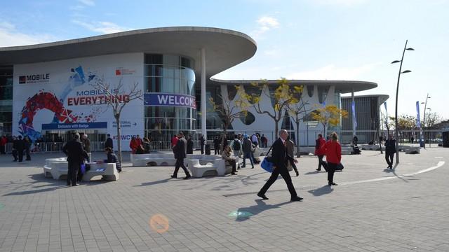 <b>Jurnal de bord MWC 2016, ziua 6: Ultima zi a târgului și pregătirile pentru întoarcerea în țară</b>Iată că a venit și ultima zi de MWC, zi în care nu am prea avut foarte multe lucruri de văzut, și asta datorită faptului că majoritatea terminalelor aflate în prim plan au beneficiat deja de un hands-on binemeritat anterior. Chiar la...