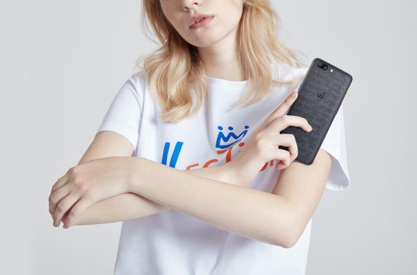 OnePlus 5 JCC - Imagini oficiale: OnePlus-5-JCC_006.jpg