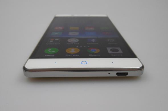 ZTE V5 Pro - Galerie foto Mobilissimo.ro: ZTE-V5-Pro_009.JPG