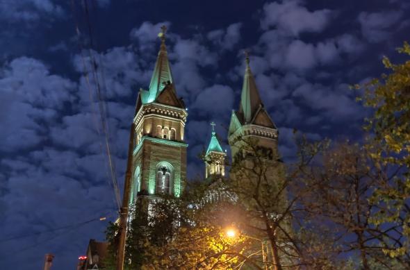 Fotografii low light făcute cu Xiaomi Mi 10 Pro: IMG_20200504_215134.jpg