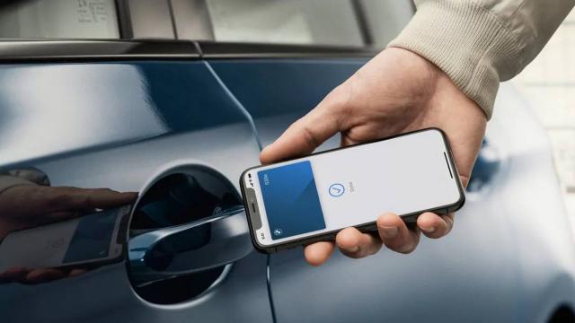 <b>Apple extinde funcția Digital Car Key în această lună; Volvo și Audi sunt pe listă</b>Apple continuă să împingă limitele ecosistemului său în zona auto și anunță extinderea funcției Digital Car Key către 13 noi mărci de automobile începând cu 2025. Printre numele confirmate se regăsesc Volvo, Audi, Polestar și Rivian, iar această mișcare v