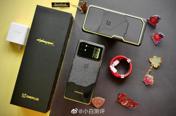 OnePlus 8T Cyberpunk 2077 Edition - Fotografii oficiale: OnePlus-8T-Cyberpunk-2077_006.jpg