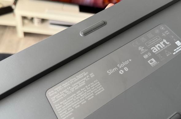 Logitech Signature Slim Solar+ K980 - Design: Logitech (43).jpg