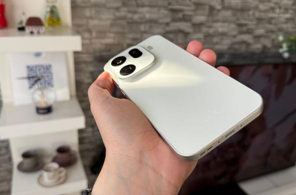 OPPO Find X9 Pro - Design: OPPO-Find-X9-Pro-Design_028.jpg