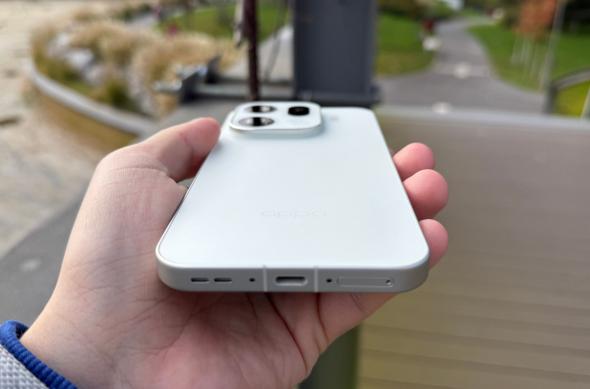 OPPO Find X9 Pro - Design(2): OPPO-Find-X9-Pro-Design_001.jpg