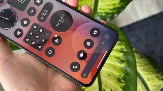 <b>Când se lansează Nothing Phone (3a) Lite și cât costă? Debutul este foarte aproape</b>După apariția în Geekbench de ieri, acum avem și o posibilă dată de lansare pentru Nothing Phone (3a) Lite plus prețul pentru Europa. Informațiile vin de la publicația franceză Dealabs, care indică o disponibilitate a telefonului începând