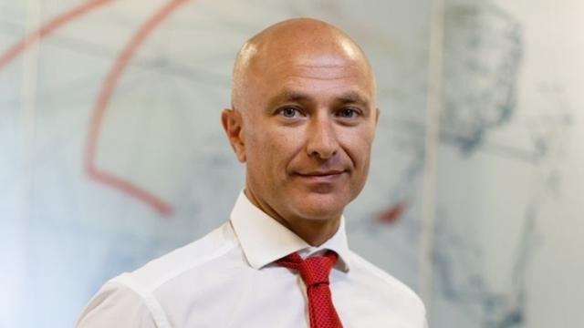 <b>Vodafone România are un nou CEO; Funcţia va fi preluată de Achilleas Kanaris</b>Vodafona România îşi va schimba CEO-ul în această vară, iar locul lui Murielle Lorilloux va fi luat de către Achilleas Kanaris, CEO Vodafone Albania. Aceasta rocadă se va produce pe 1 iulie 2021, iar noul oficial