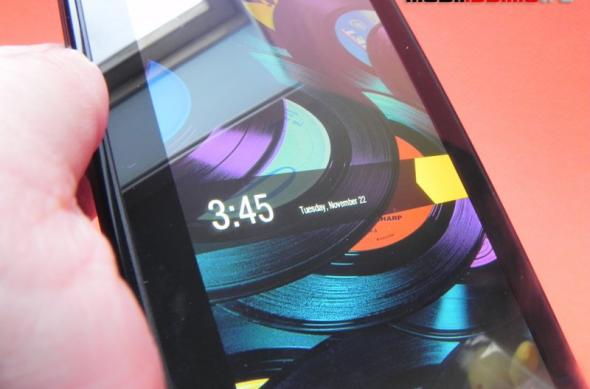 Review Amazon Kindle Fire - hardware modest, experiență fluidă și potențial mare (Video): amazon_kindle_fire_mobilissimo_16.jpg