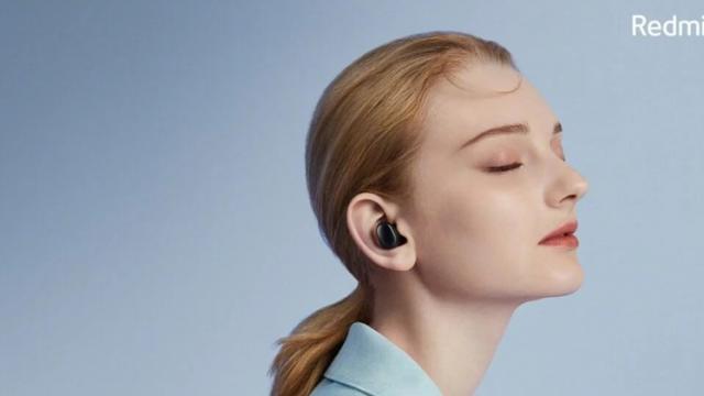 <b>Redmi AirDots 3 Pro au debutat oficial! Căști bluetooth accesibile cu ANC, autonomie generoasă și încărcare wireless</b>Redmi a organizat astăzi un eveniment în cadrul căruia a lansat noul smartphone Redmi Note 10 Pro 5G în China. Alături de acesta au debutat și căștile AirDots 3 Pro. Este vorba despre căști true-wireless de buget, cu ANC și chiar încărcare wireless