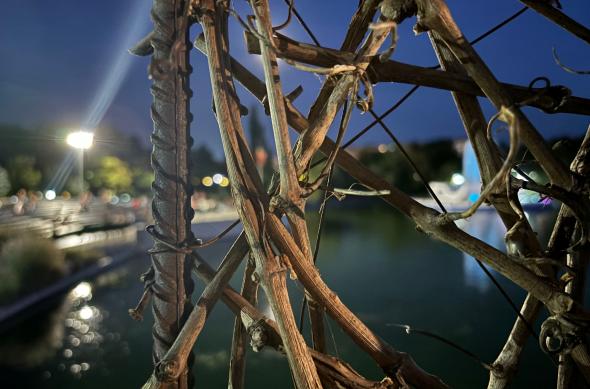 Apple iPhone 15 - Mostre Foto (seara): iPhone-15-Mostre-Night_003.jpg