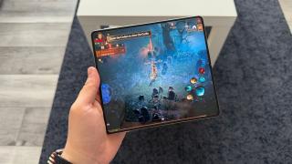 Motorola RAZR Fold: Luptă pe muchie de cuțit cu Find N6 la autonomie, aceeași baterie de 6000 mAh