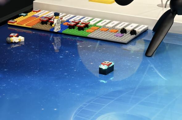 LEGO Smart Brick - CES 2026: LEGO_ (2).jpg