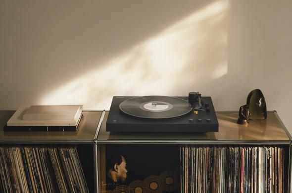 Sony PS-LX3BT și PS-LX5BT - Fotografii oficiale: LX5BT_4.jpg