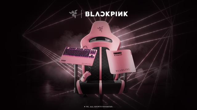 <b>Colecția BLACKPINK x Razer a sosit! Tastatura Ornata V3 Tenkeyless, mouse-ul DeathAdder Essential și alte periferice acum pe roz (ediție limitată)</b>Când aud BLACKPINK, parcă deja îmi sună în cap piesa „How You Like That”. Ei bine, Razer tocmai a lansat o colaborare foarte interesantă alături de trupa K-pop cu cea mai mare vizibilitate globală. Colecția include periferice cu accente roz și negru