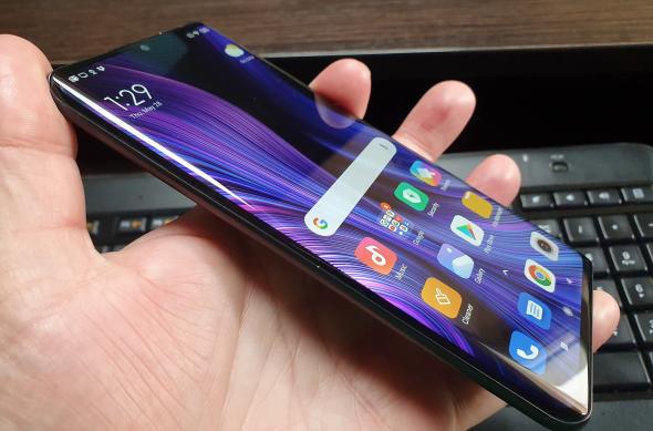 Xiaomi Mi Note 10 Lite - Galerie foto Mobilissimo.ro: Xiaomi-Mi-Note-10-Lite_007.jpg