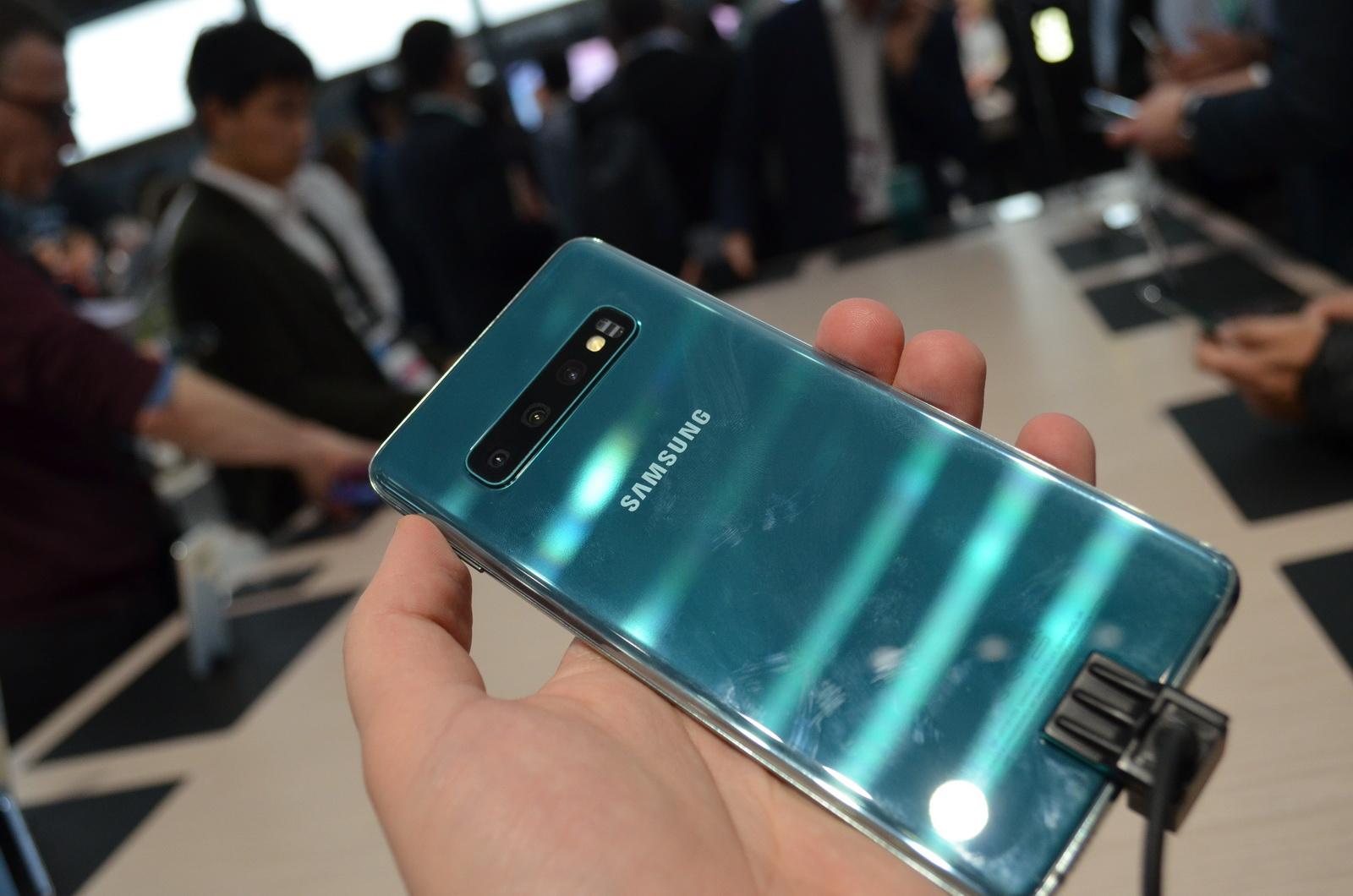 Specificații Samsung Galaxy S10 - Imagini, Știri, Video