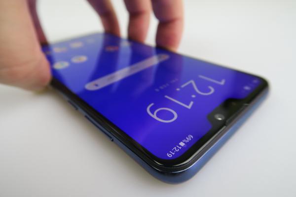 ASUS ZenFone Max Pro (M2): Conectivitate 4G rapidă pe cele două SIM-uri, fără wiFi ac totuşi