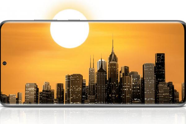 Samsung Galaxy S20 a debutat: micuţul de 6.2 inch ştie filmare 8K, refresh rate de 120 Hz + alte surprize