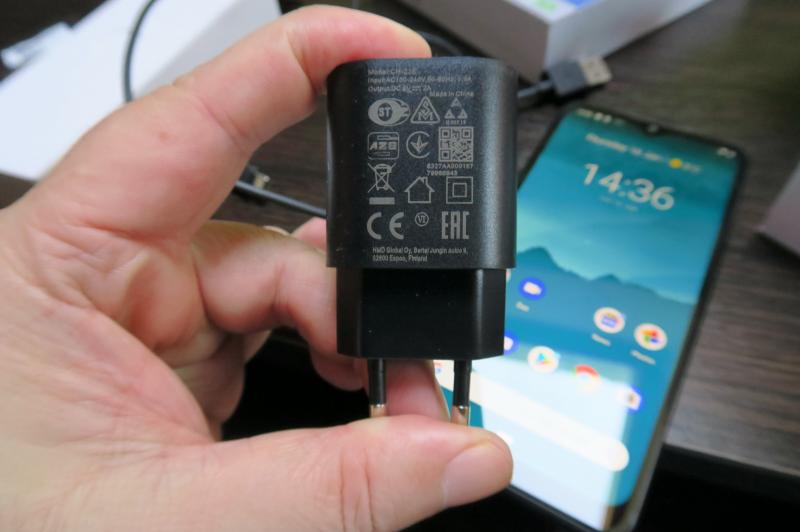 Nokia 6.2 - Accesorii: Nokia-6-2_036.JPG