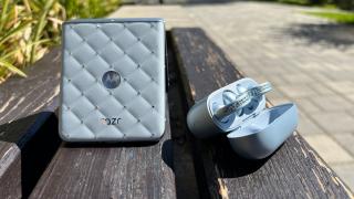 Motorola vine la IFA 2026 cu un RAZR mai special, primește tratamentul Swarovski