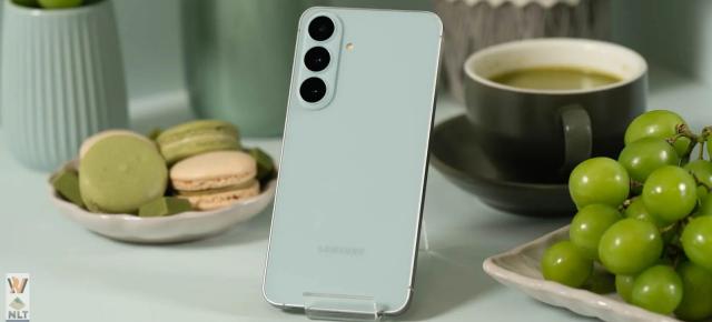 Samsung uniformizează Galaxy S26 FE; Smartphone-ul e livrat cu procesor Exynos 2500 la nivel global