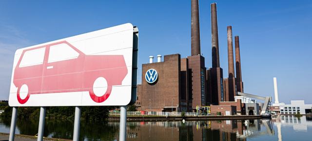 Cinci ore de muncă în plus pentru salvarea unei fabrici Volkswagen?