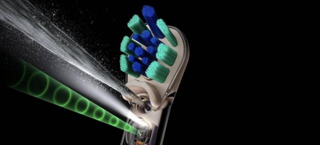 Dyson lansează CameraJet, periuța electrică de 500 de dolari care vede printre dinți și folosește automat jeturi de apă