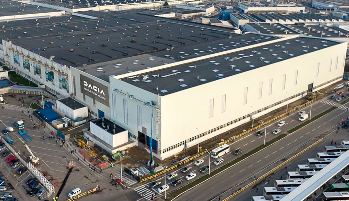 Constructorii chinezi intră în fabricile auto ale Europei – precedentul Ford–Geely din Valencia arată ce ar putea însemna această schimbare pentru Dacia Mioveni și Ford Craiova