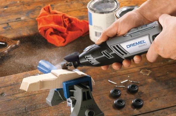 Dremel 8220 Platin Edition - Galerie foto: 61uSmGk1LOL._AC_SL1000_.jpg