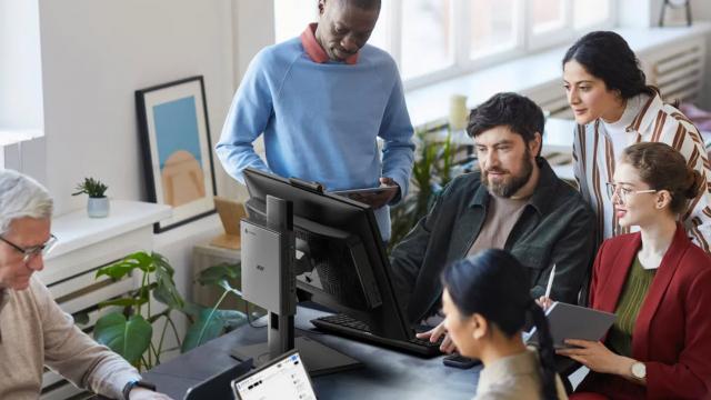 <b>CES 2023: Acer dezvăluie mini PC-ul Chromebox CXI5 cu CPU Intel Gen 12, monitorul Add-In-One 24 inch</b>Atunci când nu lansează laptopuri bestiale de gaming din gama Predator, Acer ne propune şi dispozitive axate pe productivitate. Printre acestea se numără un Chromebook CXI5 cu CPU Intel, dar şi ceva inedit numit un "Add-In-One 24"

