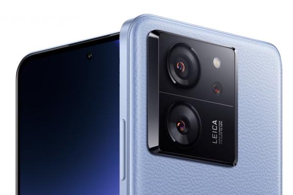 Xiaomi 13T Pro primește actualizarea la Android 14 în Europa, alături de noua interfață HyperOS