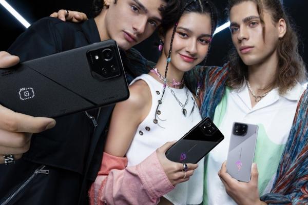 Preț și disponibilitate ASUS ROG Phone 8 Pro în România (cooler cadou)