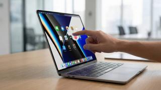 Apple redesenează MacBook Pro din interior; Modelul OLED tactil ar pierde serios din greutate