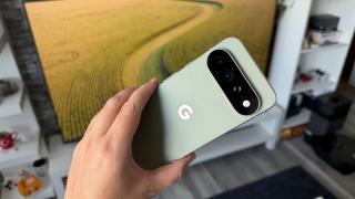 Pixel 12 apare deja în leak-uri: Google schimbă proporțiile ecranelor, dar Fold-ul nu se ia după noua modă