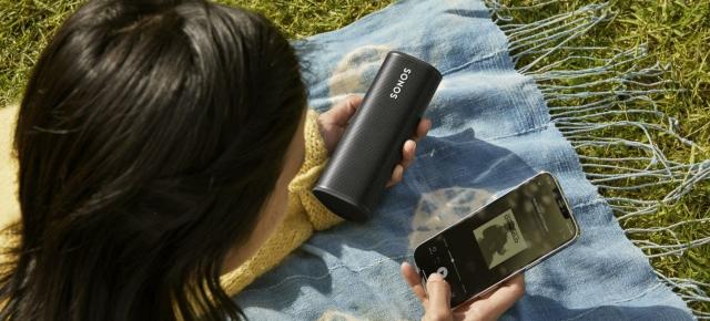 Sonos dezvăluie Roam, boxa smart ultraportabilă gata de petrecere oriunde ai fi