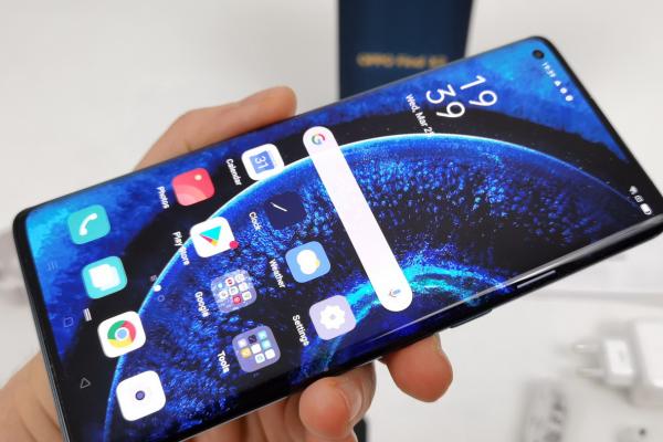 Oppo Find X2: OS, UI, aplicaţii cu app drawer, ColorOS, gesturi de control