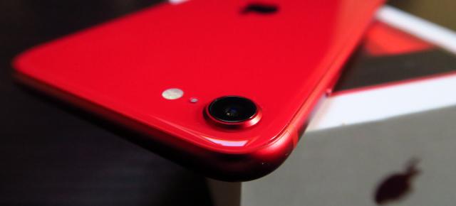 iPhone SE (2020) Unboxing: reîncarnarea lui iPhone 8 primeşte o nouă "inimă" pe 7 nm