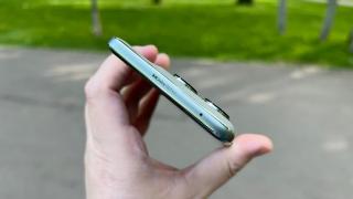 Motorola edge 60 Pro: Difuzoare stereo aproape de echilibru, care o să te mulțumească la muzică 