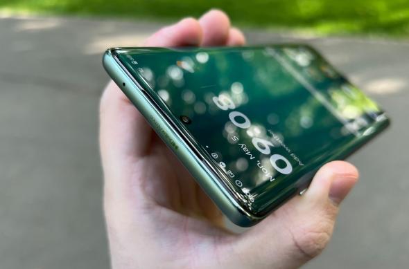 Motorola edge 60 Pro - Design (afară): Motorola-edge-60-Pro-Afara-Resize_015.jpg
