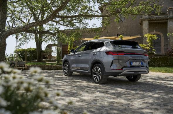SEAL U DM-i - SUV plug-in hybrid pentru autonomie extinsă: BYD SEAL U DM-I _EXTERIOR_081.jpg