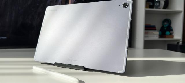Samsung Galaxy Tab S10 FE: Bateria de 8000 mAh se evidențiază în zona de tablete, scoruri peste așteptări
