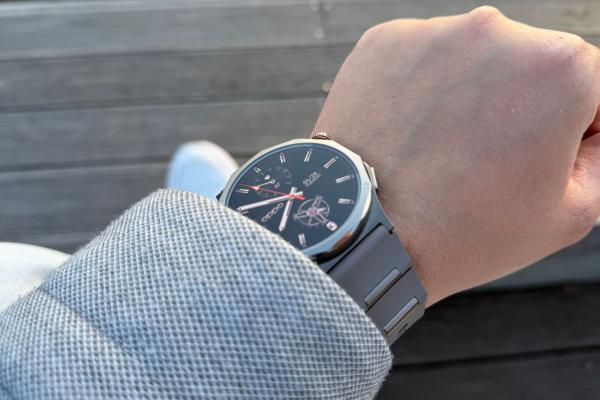 OPPO Watch X3 (prezentare): Cel mai flagship smartwatch OPPO vine cu wearOS, titan și autonomie de până la 16 zile cu ajutorul unui procesor secundar