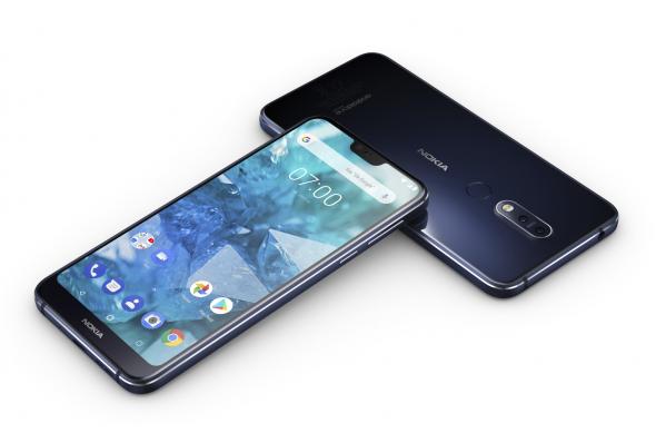 Nokia 7.1, fotografii oficiale: HMDGlobal_Nokia7.1_MidnightBlue_FrontBack.jpg